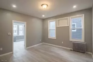127 Brookwood St, East Orange, NJ 07018 - Photo 8