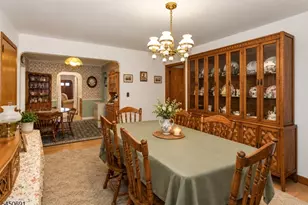 340 Saddle River Rd, Saddle Brook Township, NJ 07663 - Photo 6