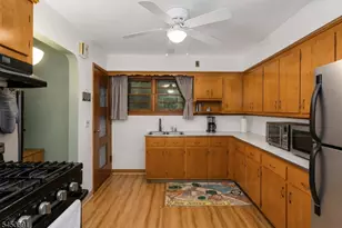 340 Saddle River Rd, Saddle Brook Township, NJ 07663 - Photo 16