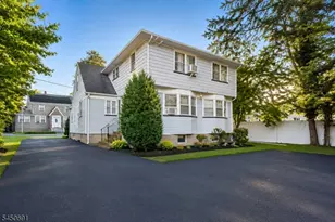 340 Saddle River Rd, Saddle Brook Township, NJ 07663 - Photo 2