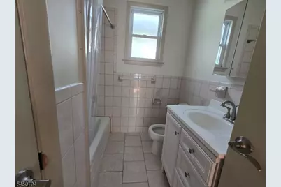 1364 Fremont Pl, Elizabeth, NJ 07208 - Photo 14