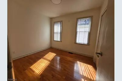 1364 Fremont Pl, Elizabeth, NJ 07208 - Photo 4
