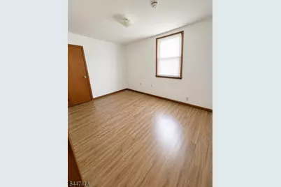 166 Van Buren St #3, Newark, NJ 07105 - Photo 6