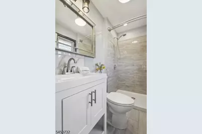 1252 Magnolia Pl, Union Township, NJ 07083 - Photo 6