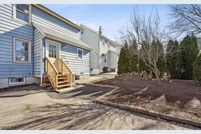 1252 Magnolia Pl, Union Township, NJ 07083 - Photo 14