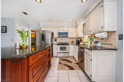 4 Watson Way, Mount Olive, NJ 07836 - Photo 10