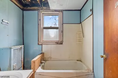 36 Pulaski St, Bloomfield, NJ 07003 - Photo 16