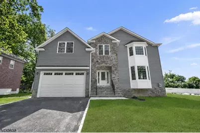210 Corliss Avenue, Phillipsburg, NJ 08865 - Photo 2