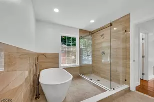 210 Corliss Ave, Phillipsburg, NJ 08865 - Photo 24