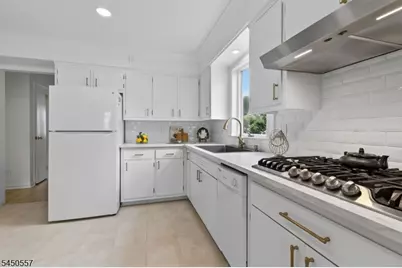 663 Mountain Ave, Springfield, NJ 07081 - Photo 14