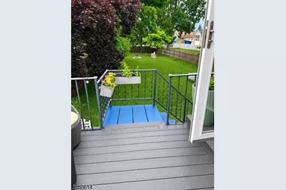 224 Colonial Ave, Union Township, NJ 07083 - Photo 10