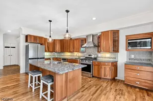 262 Prospect Ave, Dunellen, NJ 08812 - Photo 8