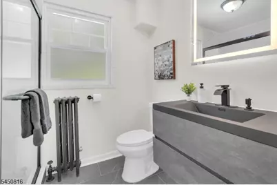 153 Clairmont Ter, Orange, NJ 07050 - Photo 20