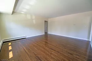 219 Haroldson Pl, Pompton Lakes, NJ 07442 - Photo 12