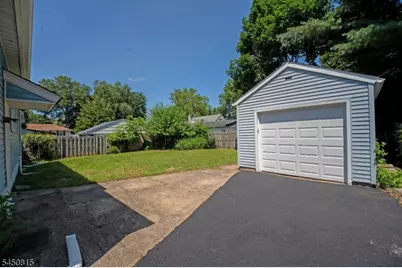 219 Haroldson Pl, Pompton Lakes, NJ 07442 - Photo 6
