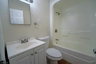 219 Haroldson Pl, Pompton Lakes, NJ 07442 - Photo 18