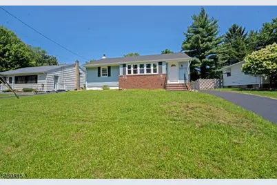 219 Haroldson Pl, Pompton Lakes, NJ 07442 - Photo 1