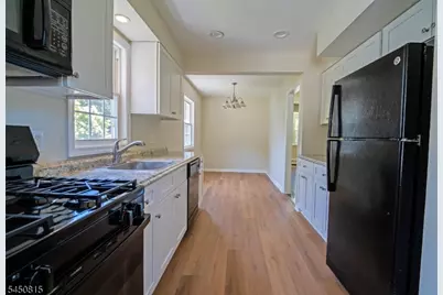 219 Haroldson Pl, Pompton Lakes, NJ 07442 - Photo 30