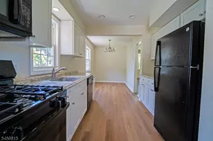 219 Haroldson Pl, Pompton Lakes, NJ 07442 - Photo 30