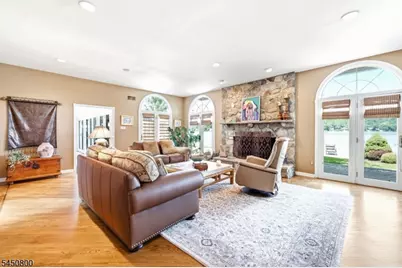 25 Balsam Pkwy, Sparta Township, NJ 07871 - Photo 18