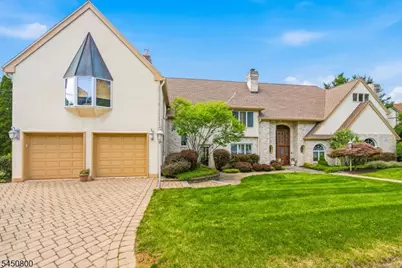 25 Balsam Pkwy, Sparta Township, NJ 07871 - Photo 2