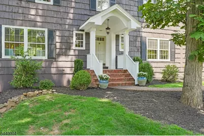 15 Byron Rd, North Caldwell, NJ 07006 - Photo 2