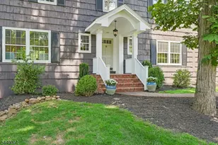 15 Byron Rd, North Caldwell, NJ 07006 - Photo 2