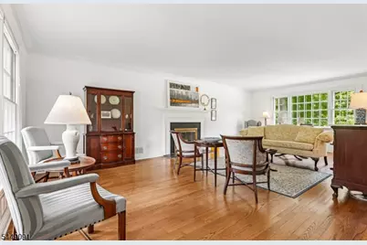 15 Byron Rd, North Caldwell, NJ 07006 - Photo 6