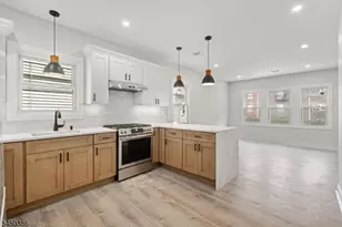 827 Murray St, Elizabeth, NJ 07202 - Photo 1
