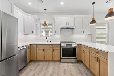 827 Murray St #2, Elizabeth, NJ 07202 - Photo 2