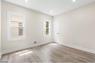 827 Murray St #2, Elizabeth, NJ 07202 - Photo 8