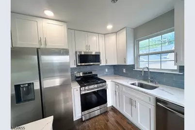 2501 Vantage Ct, Denville, NJ 07834 - Photo 8