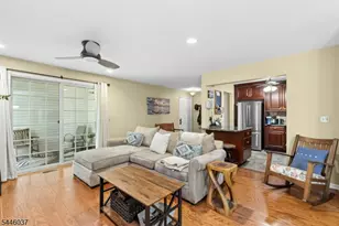 7 Smithfield Ct, Bernards Township, NJ 07920 - Photo 12