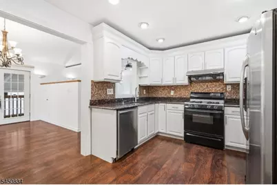1026 Bashford Ave, Union Township, NJ 07083 - Photo 8