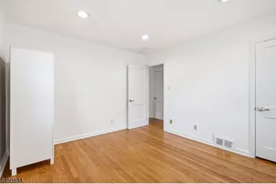 1026 Bashford Ave, Union Township, NJ 07083 - Photo 16