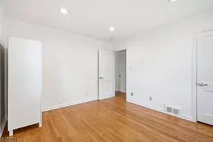 1026 Bashford Ave, Union Township, NJ 07083 - Photo 16