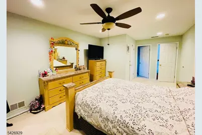 94 Edgefield Dr, Parsippany, NJ 07950 - Photo 24