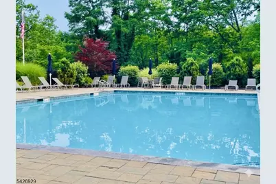 94 Edgefield Dr, Parsippany, NJ 07950 - Photo 50