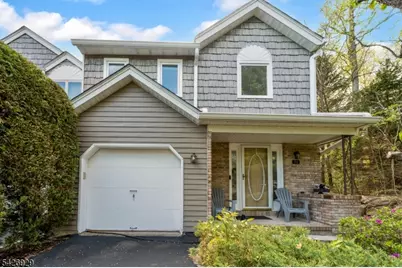 94 Edgefield Dr, Parsippany, NJ 07950 - Photo 48