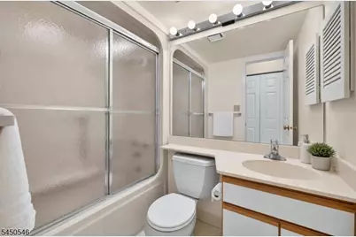 24B Heritage Dr, Chatham Township, NJ 07928 - Photo 16