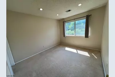 179 Drake Ln, Roxbury Township, NJ 07852 - Photo 16