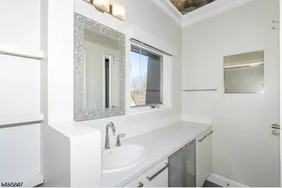 22 Riverside Dr #D-10, Cranford Township, NJ 07016 - Photo 8