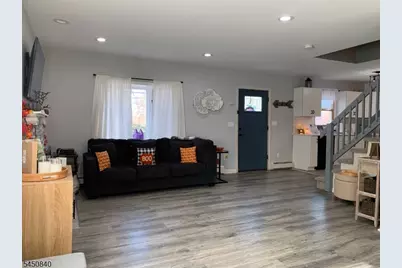 107 New York Ave, Jefferson Township, NJ 07849 - Photo 2