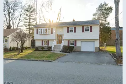 17 Longport Rd, Parsippany, NJ 07054 - Photo 2