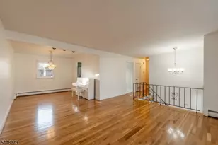 17 Longport Rd, Parsippany, NJ 07054 - Photo 4