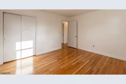 17 Longport Rd, Parsippany, NJ 07054 - Photo 8