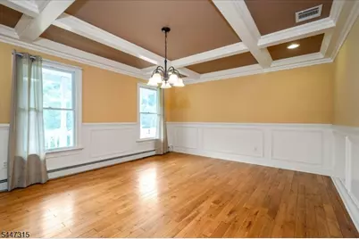 9 Carriage Ln, Hardyston Township, NJ 07419 - Photo 10