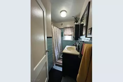 1065 Voorhees St, Hillside, NJ 07205 - Photo 10