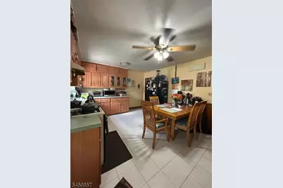 1065 Voorhees St, Hillside, NJ 07205 - Photo 2