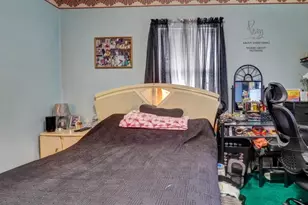 1065 Voorhees St, Hillside, NJ 07205 - Photo 10